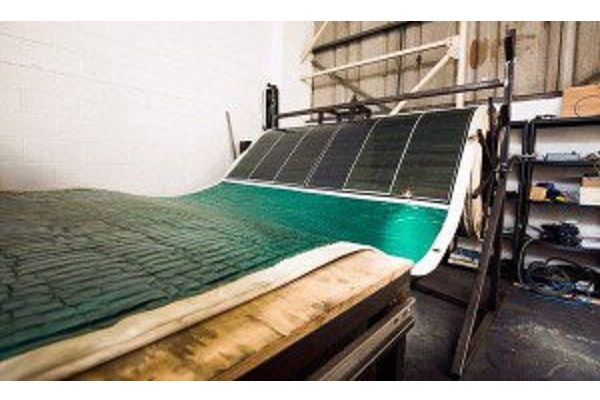 , Revolutionary Roll Out Solar Panel Invented by Renovagen