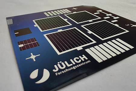 , Transparent nanolayers for more solar power